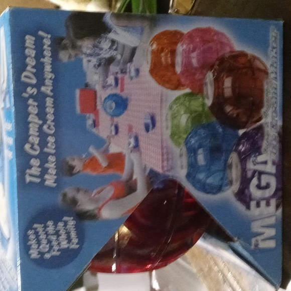 Ice cream maker - Picture 5 of 5